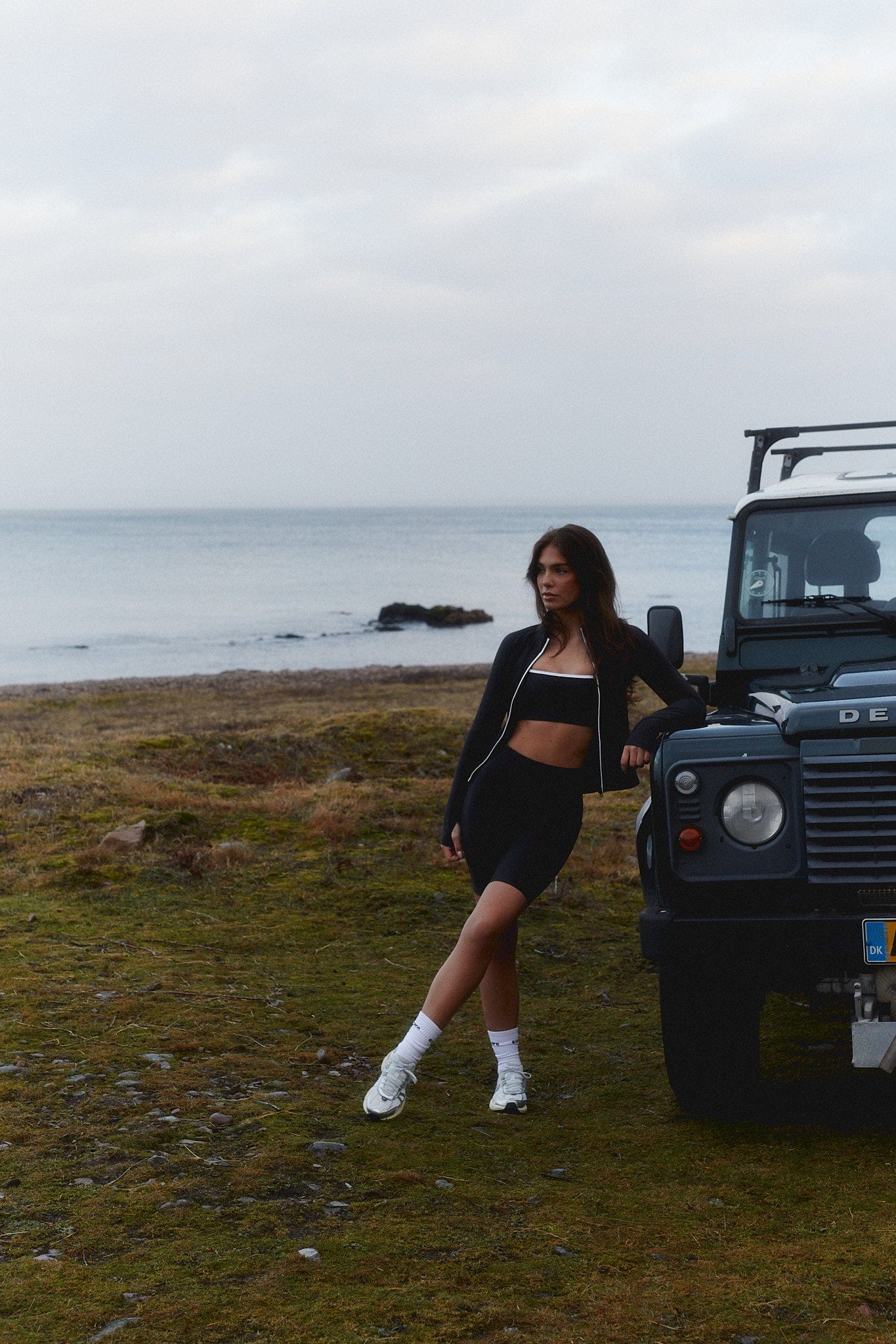 Exercere Blouses Active Zip Blouse - Black