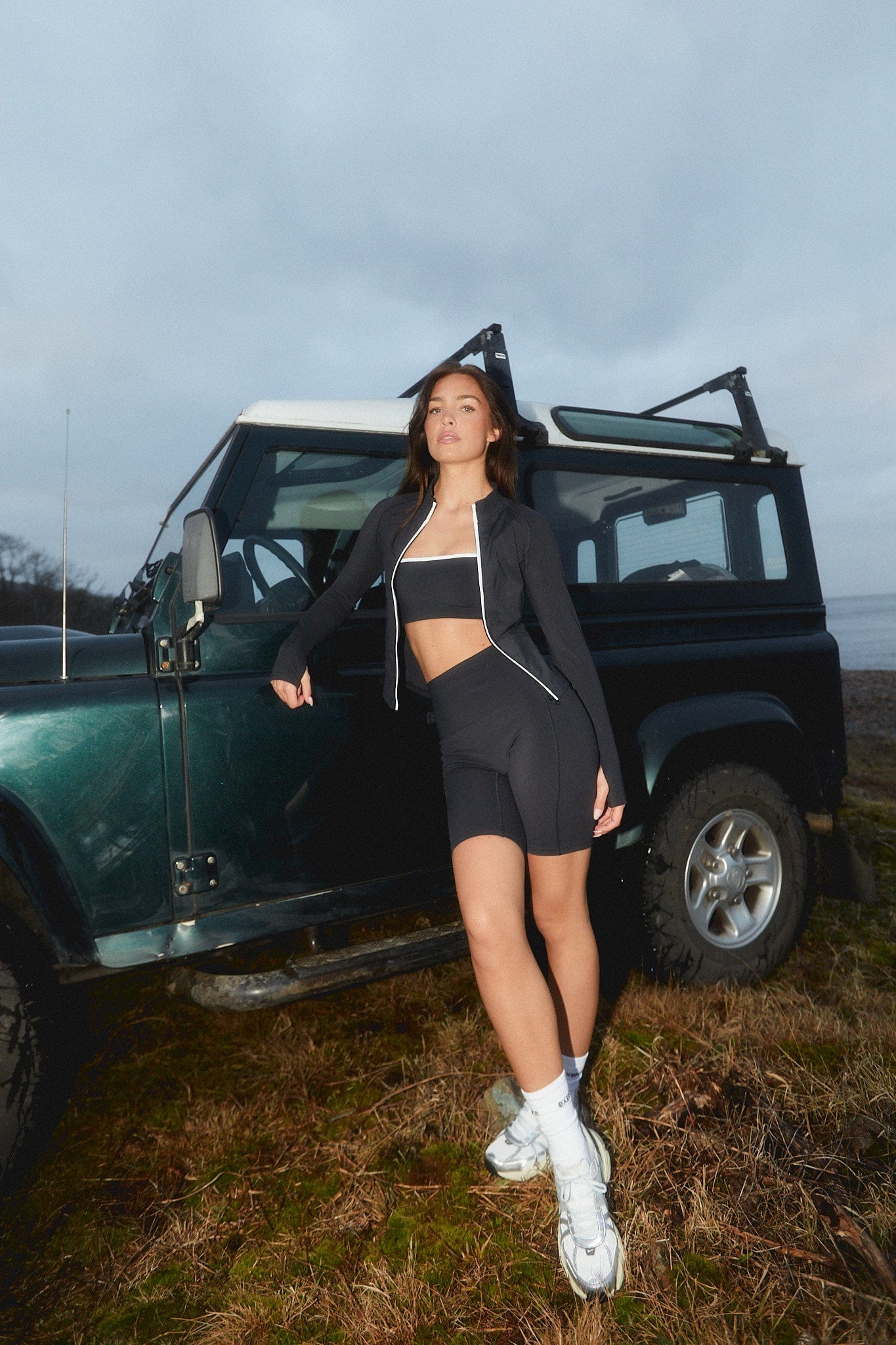 Exercere Blouses Active Zip Blouse - Black